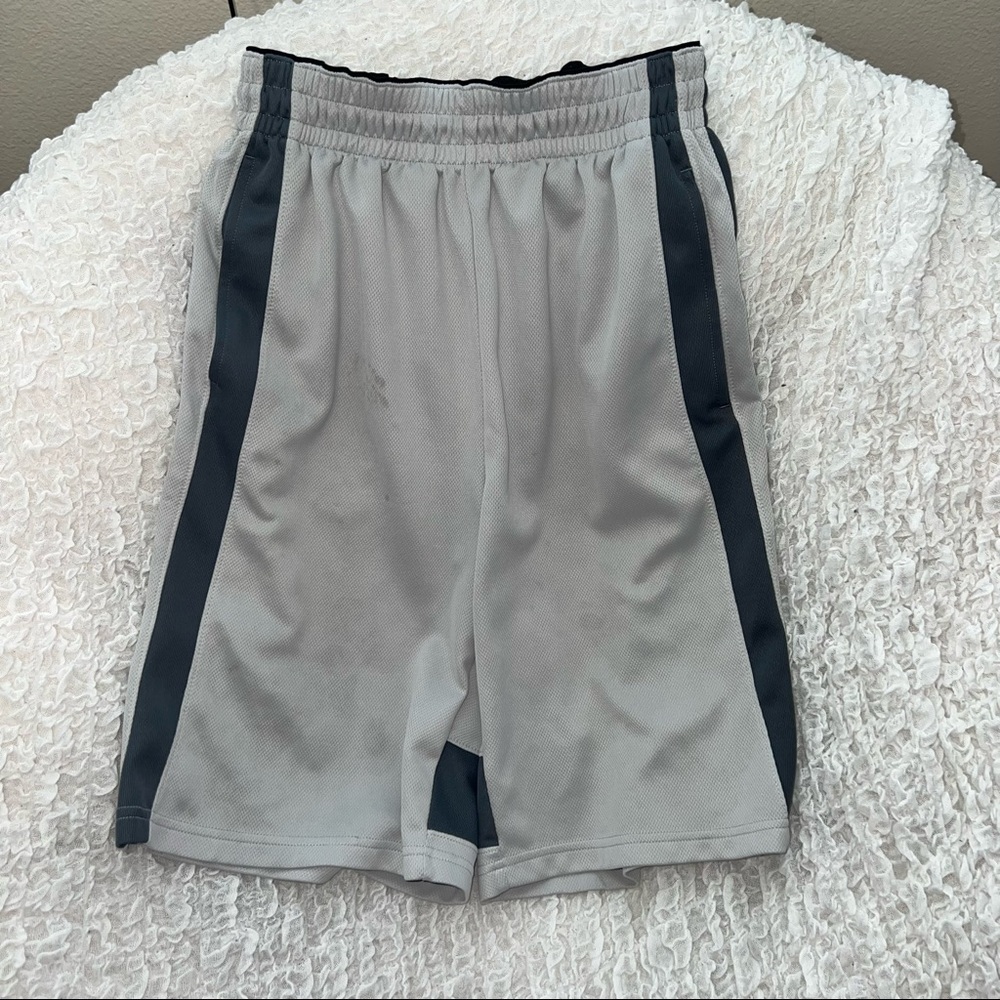 COPY - Men's Champs Sports Gear Basketball Shorts Size Small